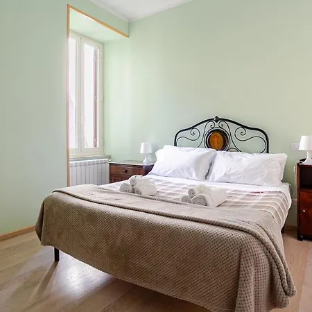 Dng House - Vatican 80 Square * Рим