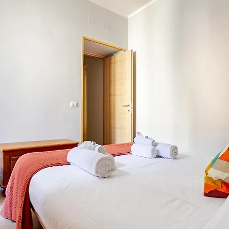 Dng House - Vatican 80 Square