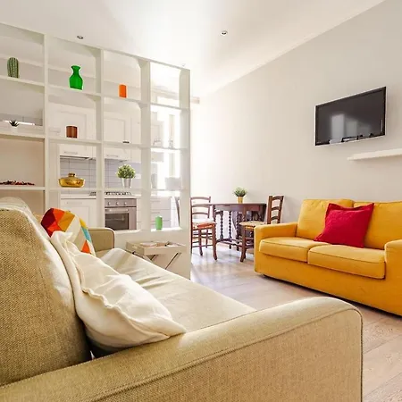 Dng House - Vatican 80 Square *