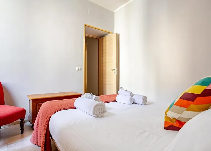 Dng House - Vatican 80 Square